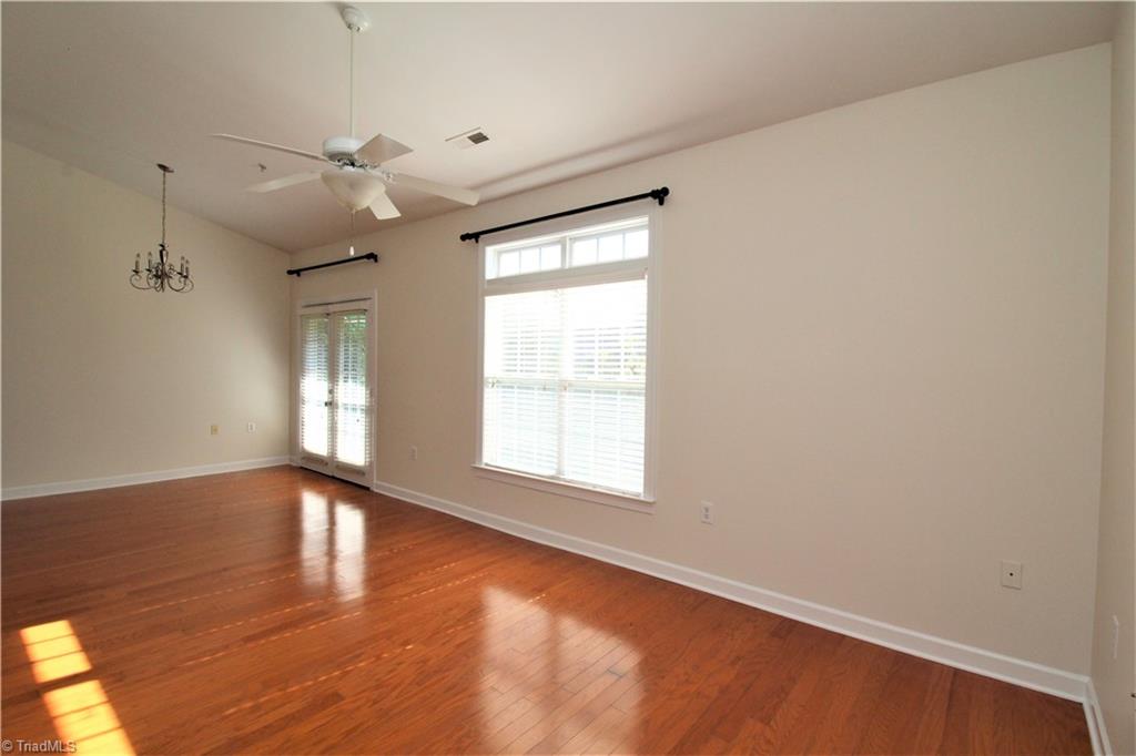 100 Sunset Circle Property Photo 15