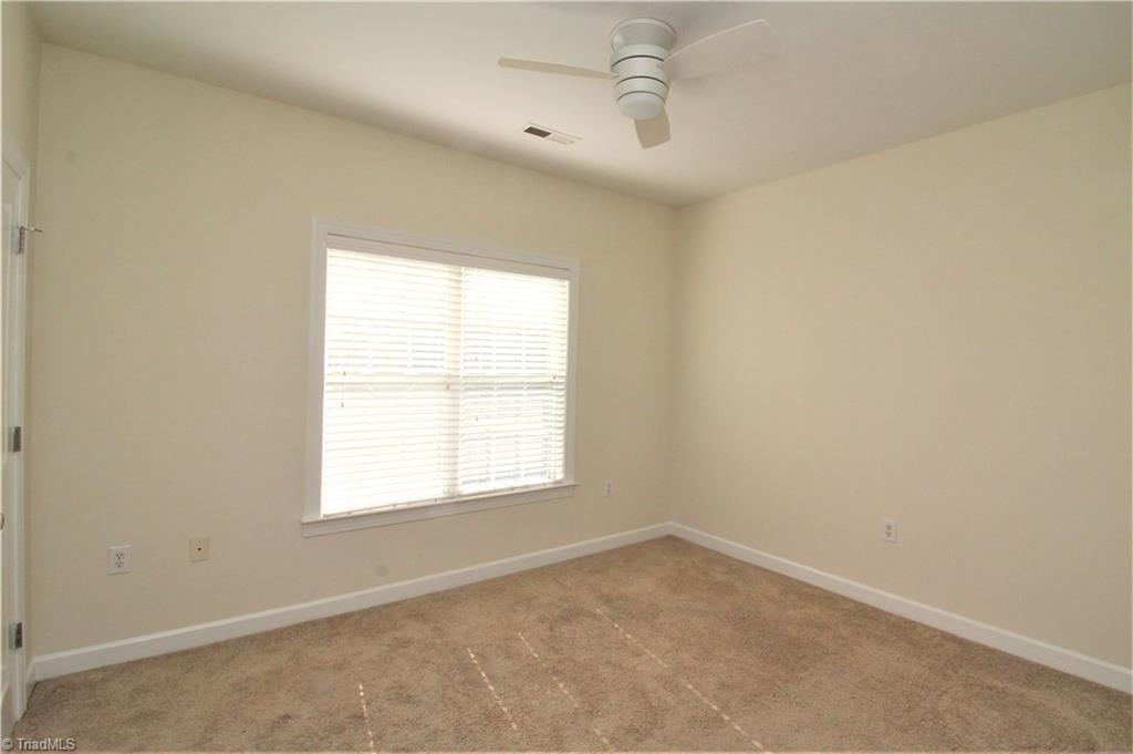 100 Sunset Circle Property Photo 16