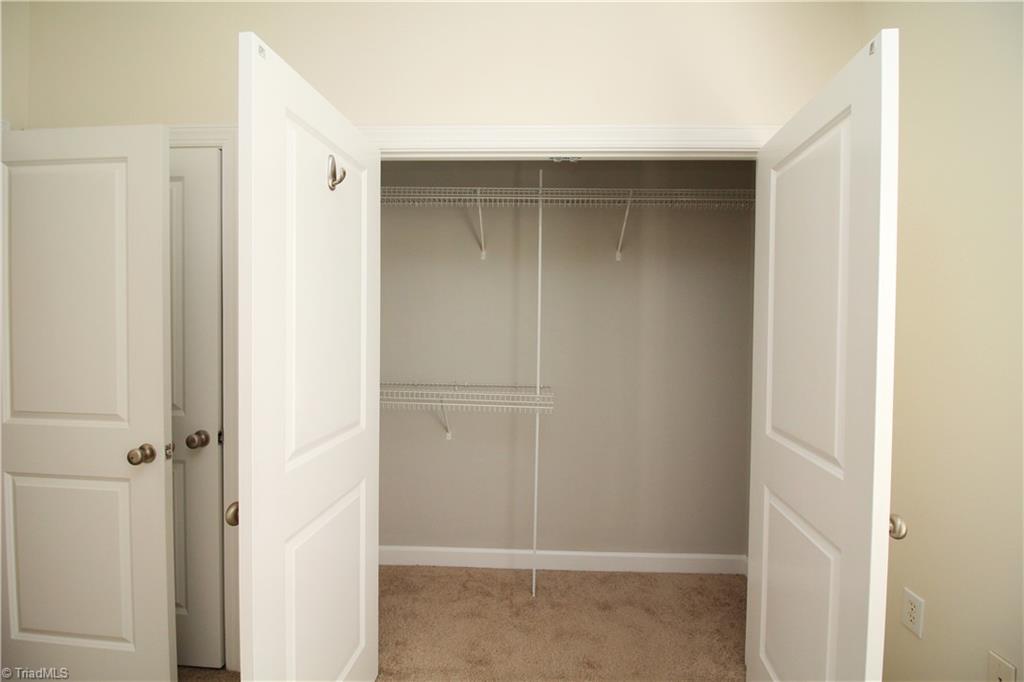 100 Sunset Circle Property Photo 17