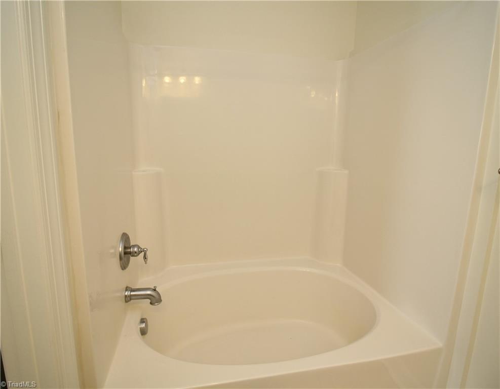 100 Sunset Circle Property Photo 18