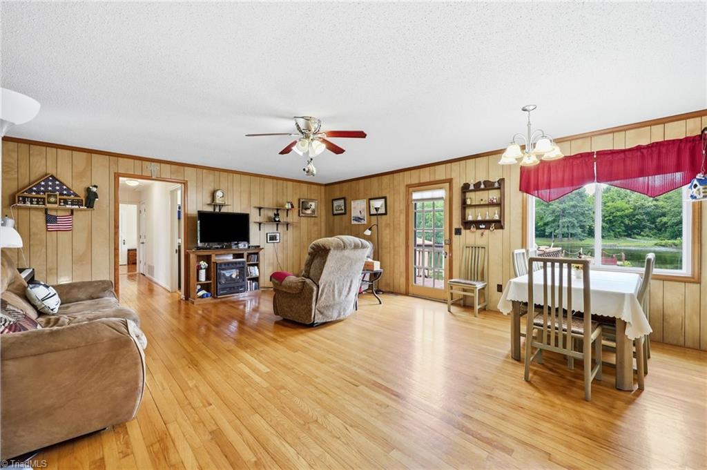 456 Swearing Creek Drive Property Photo 4