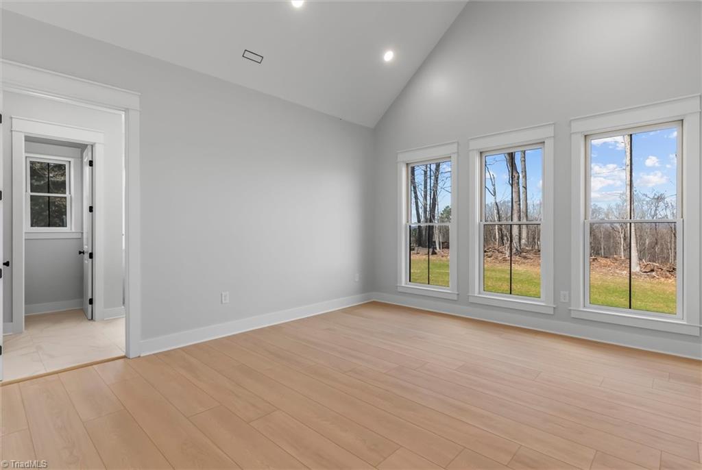 765 Golf Course Road Property Photo 11