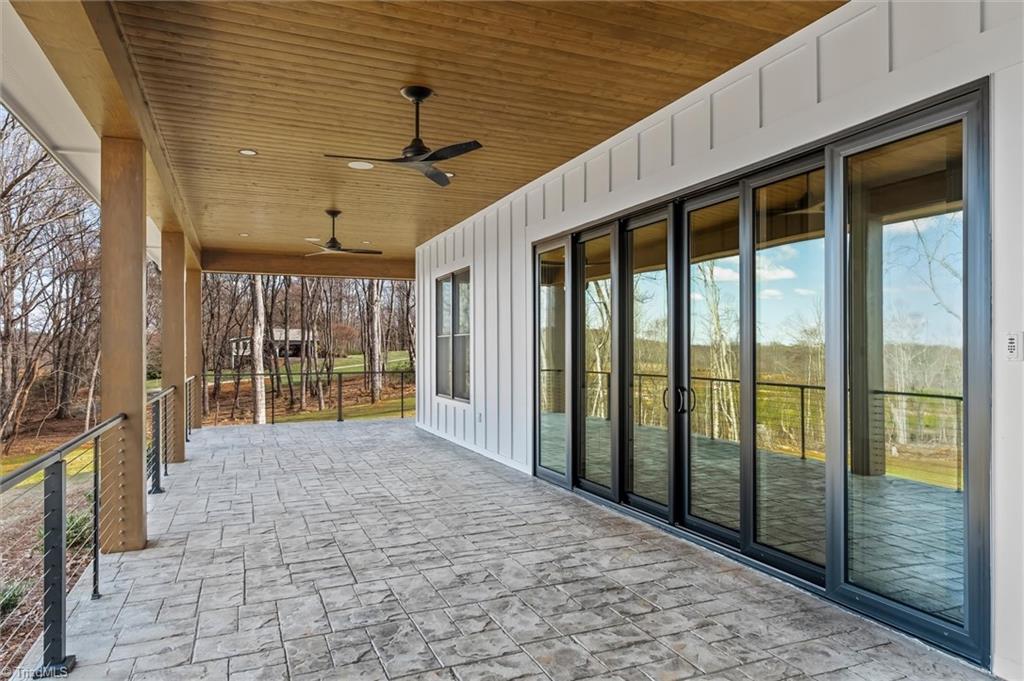 765 Golf Course Road Property Photo 28