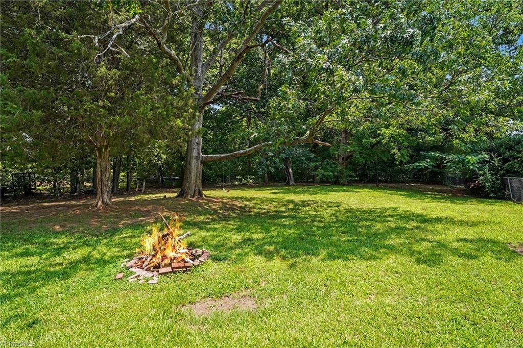 4096 Hoover Hill Road Property Photo 26