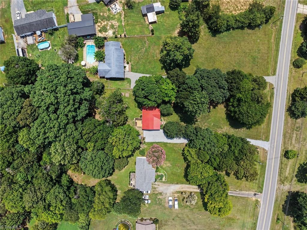4096 Hoover Hill Road Property Photo 27