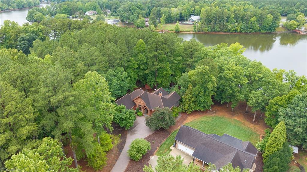 621 Crystal Bay Drive Property Photo 1