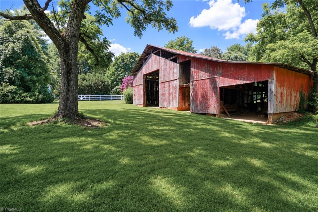 331 Beaver Farm Road Property Photo 44