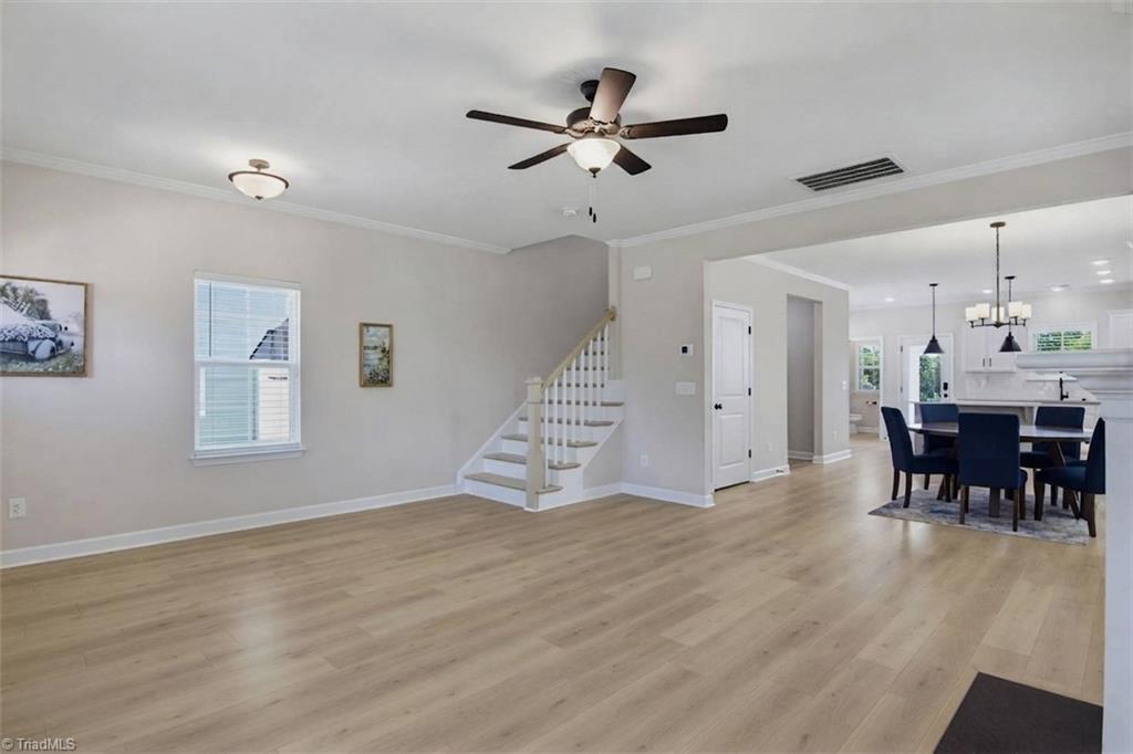 1403 Prospect Hill Street Property Photo 5