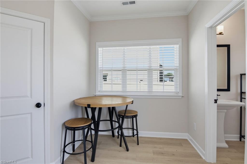 1403 Prospect Hill Street Property Photo 18