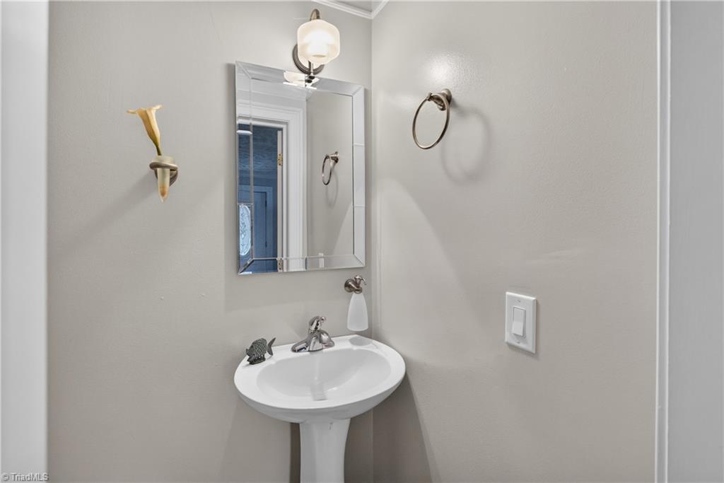 2441 Cunningham Road Property Photo 21