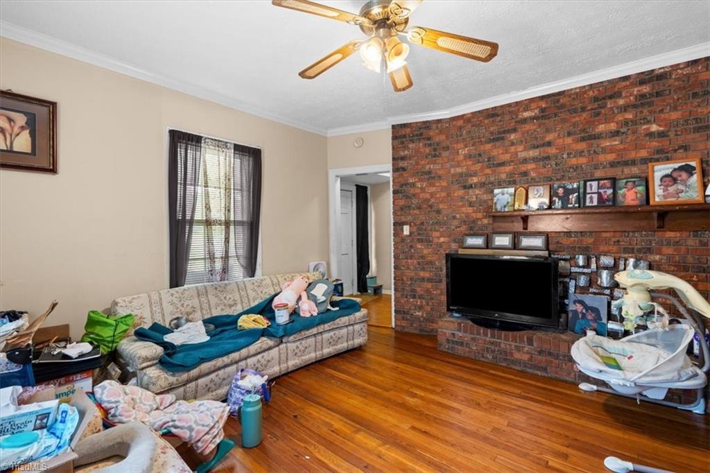 506 Moir Street Property Photo 6
