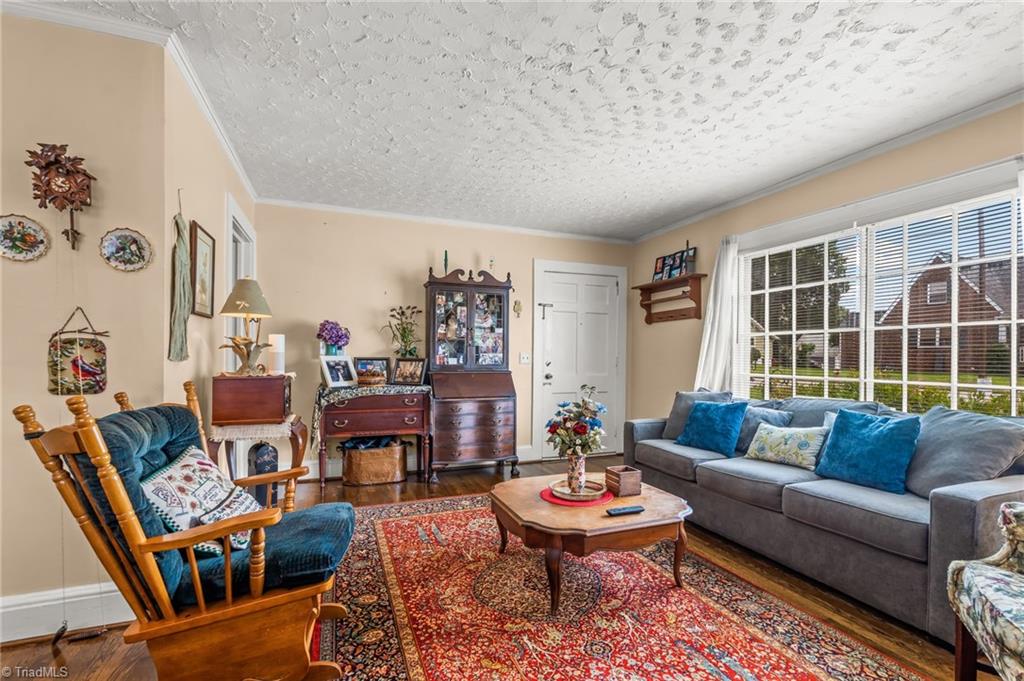 813 Carrick Street Property Photo 11