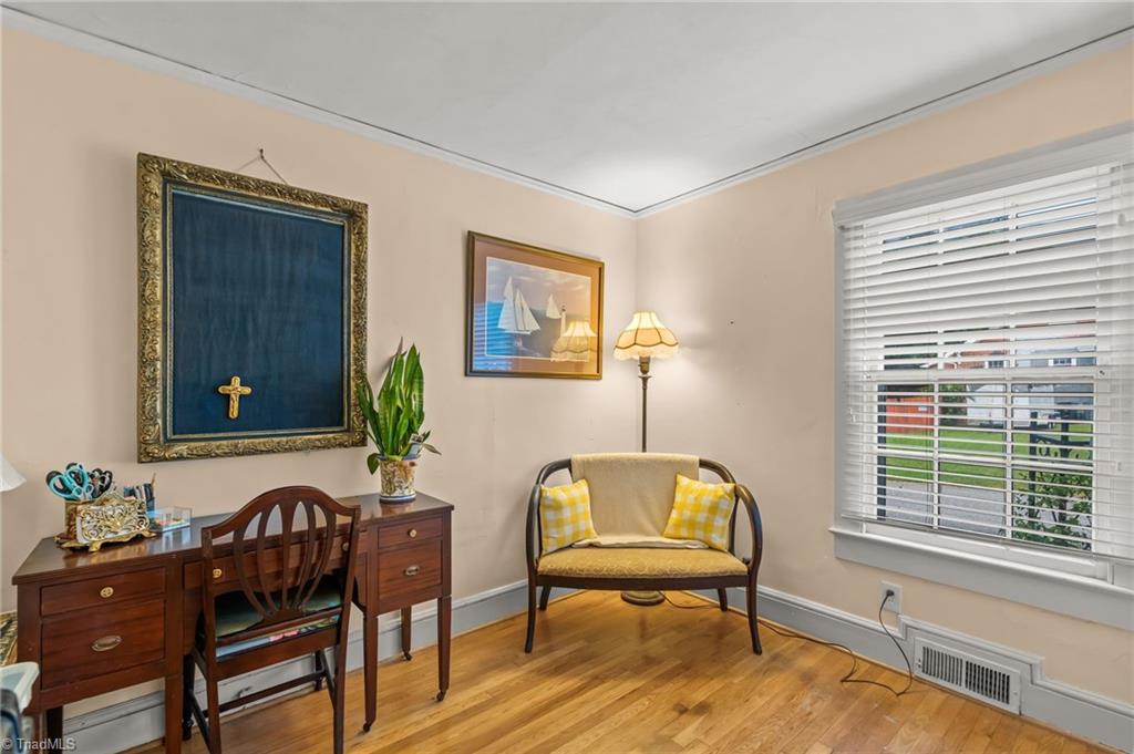 813 Carrick Street Property Photo 27