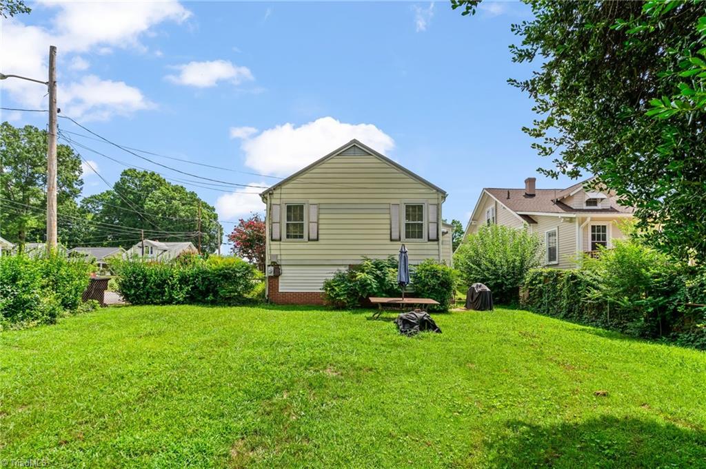 813 Carrick Street Property Photo 35
