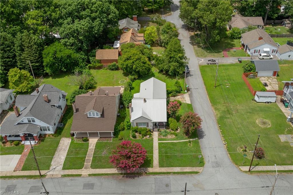 813 Carrick Street Property Photo 39