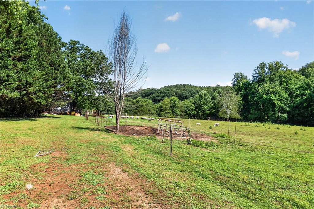 138 Eagle Valley Trail Property Photo 44