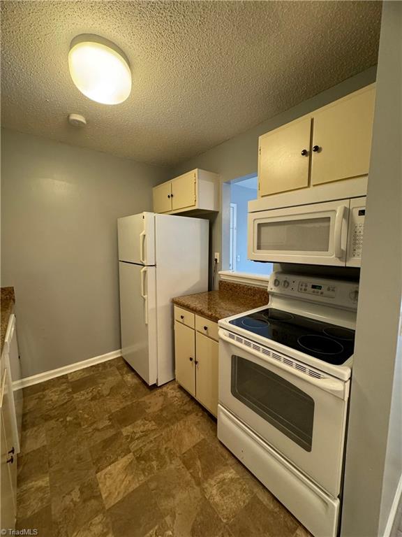 5661 Hornaday Road # H Property Photo 9