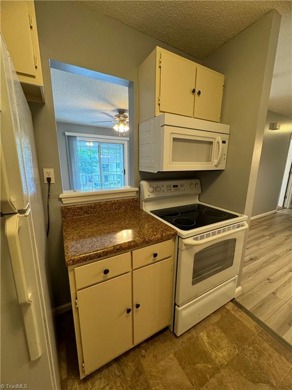 5661 Hornaday Road # H Property Photo 10