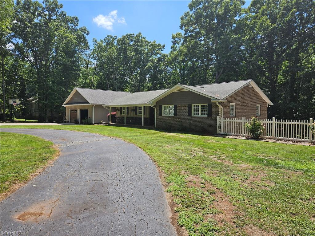 137 Forest Lane Property Photo 15