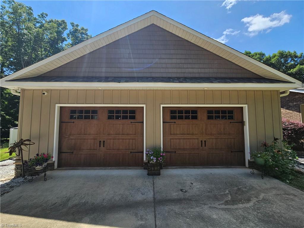137 Forest Lane Property Photo 30