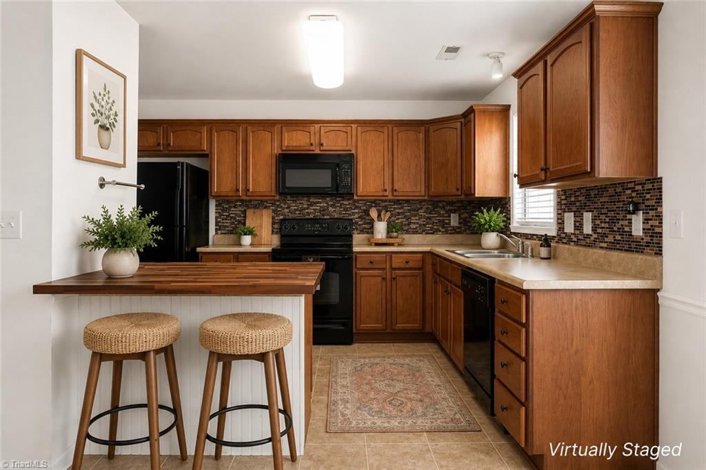 3869 Hickswood Creek Drive Property Photo 1