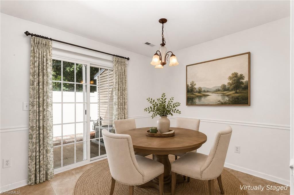 3869 Hickswood Creek Drive Property Photo 9