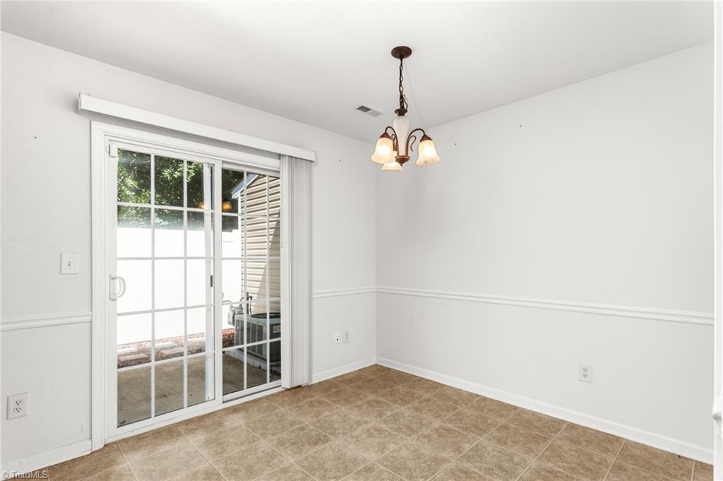 3869 Hickswood Creek Drive Property Photo 10
