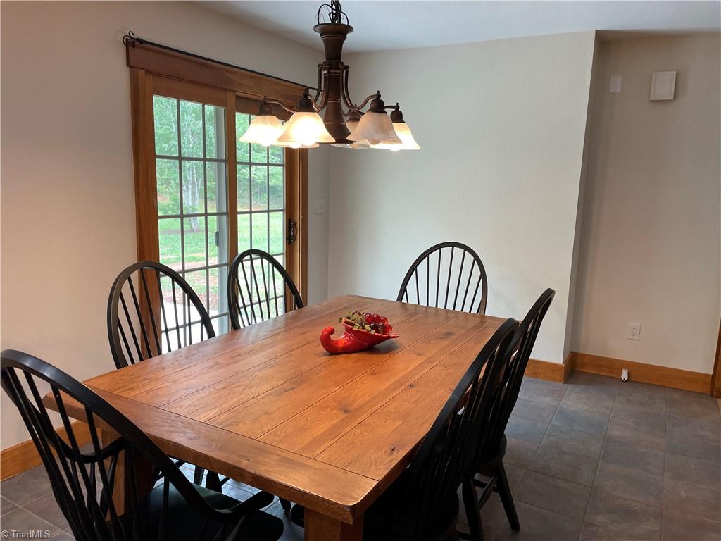 2180 Davis Road Property Photo 8