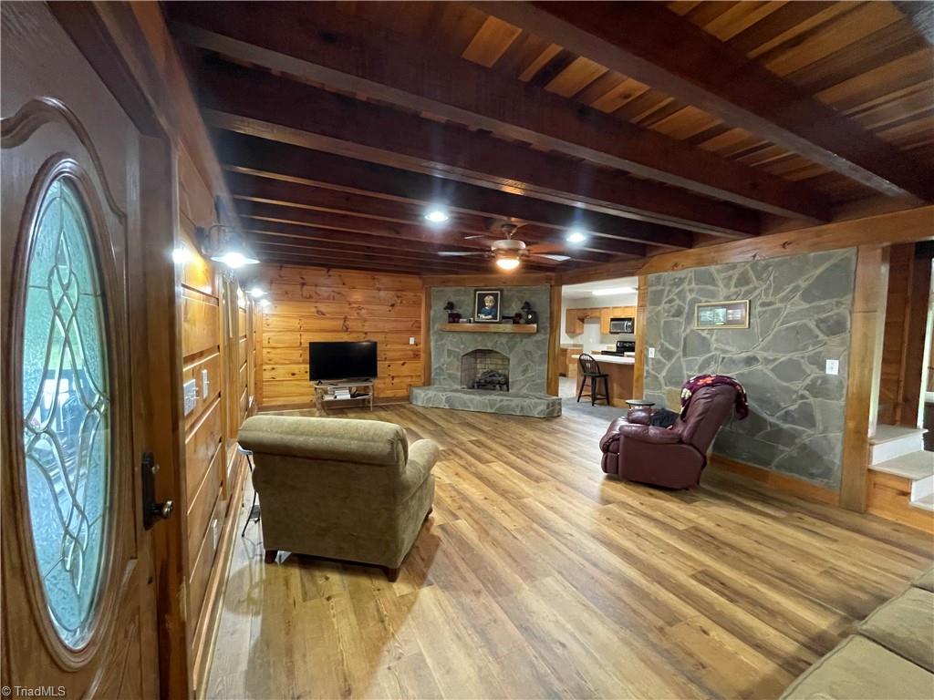 2180 Davis Road Property Photo 10