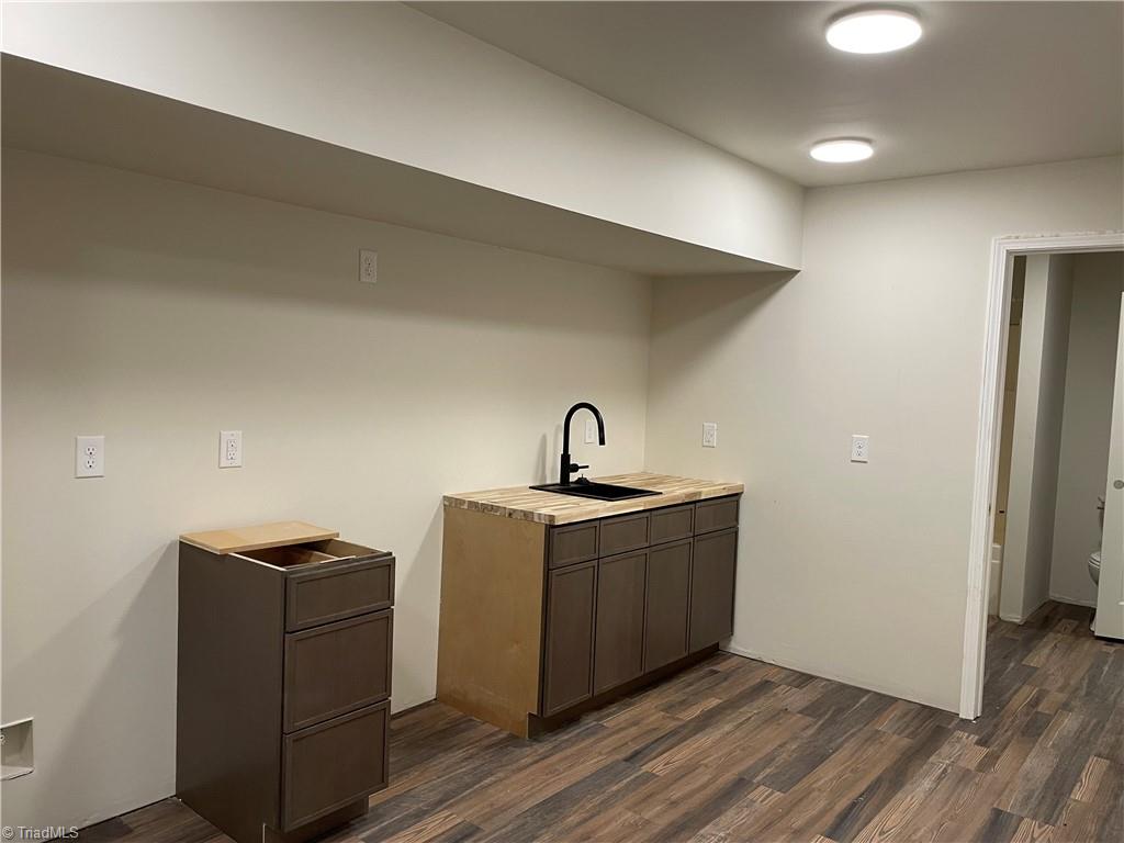 2180 Davis Road Property Photo 26