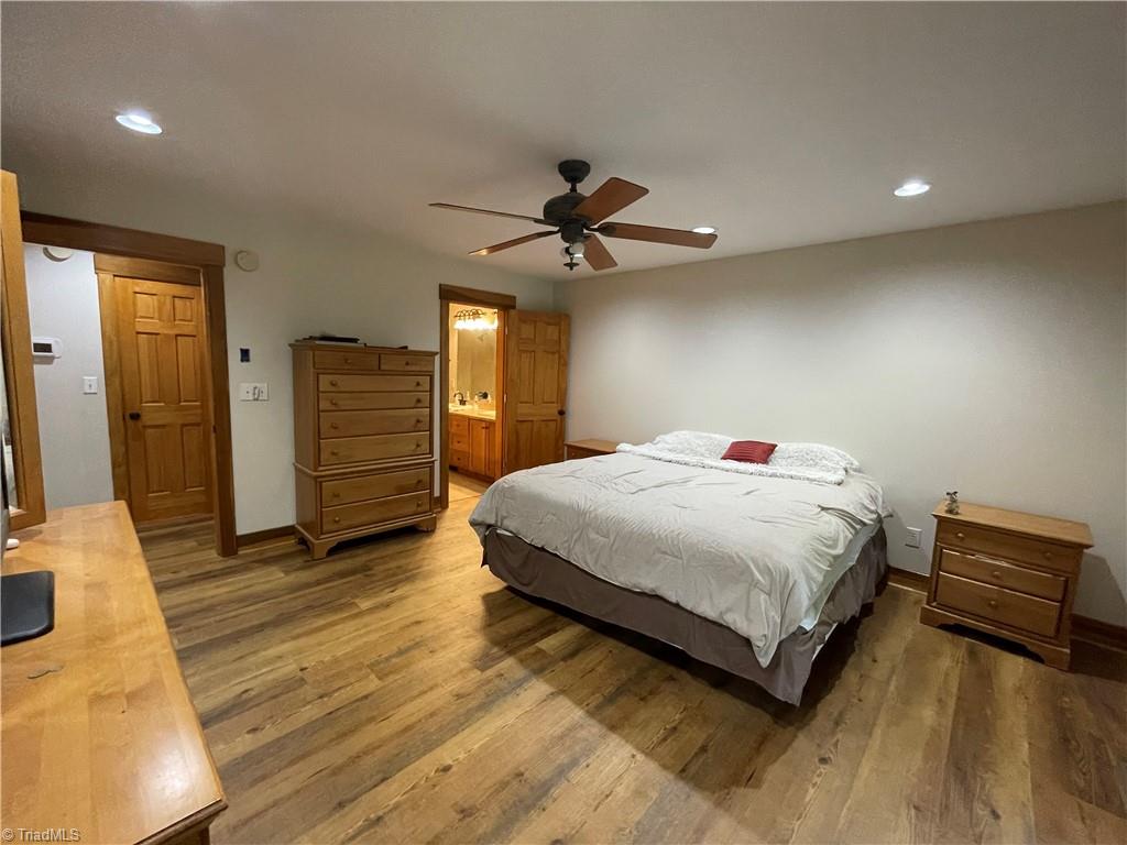 2180 Davis Road Property Photo 30