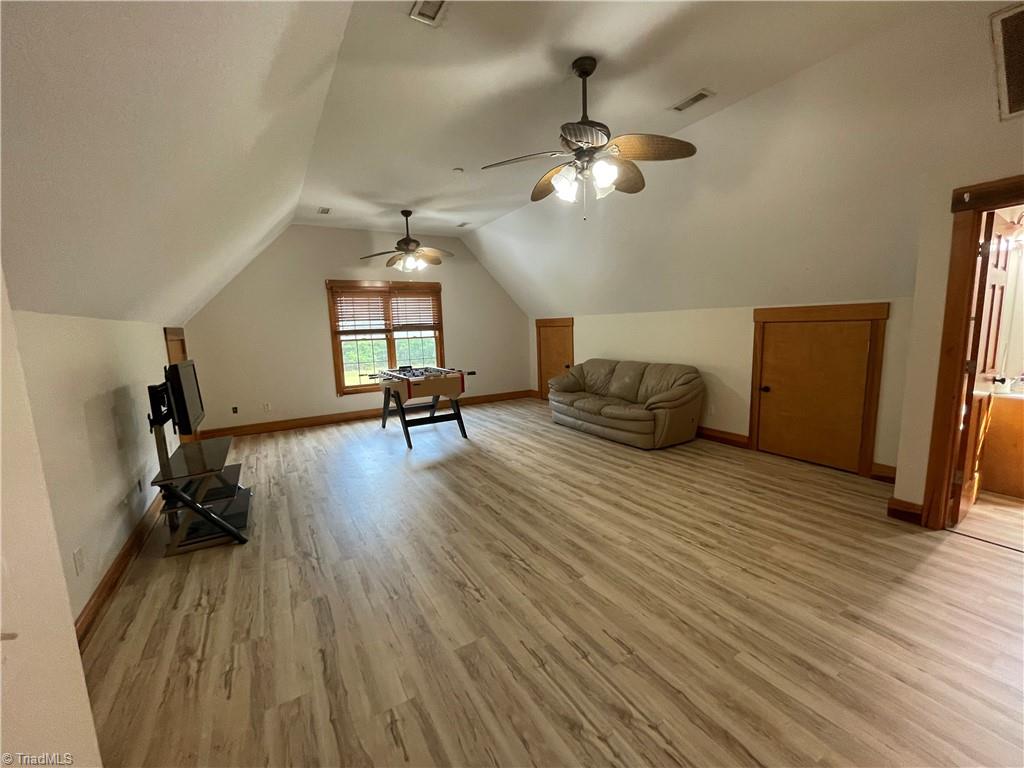2180 Davis Road Property Photo 32