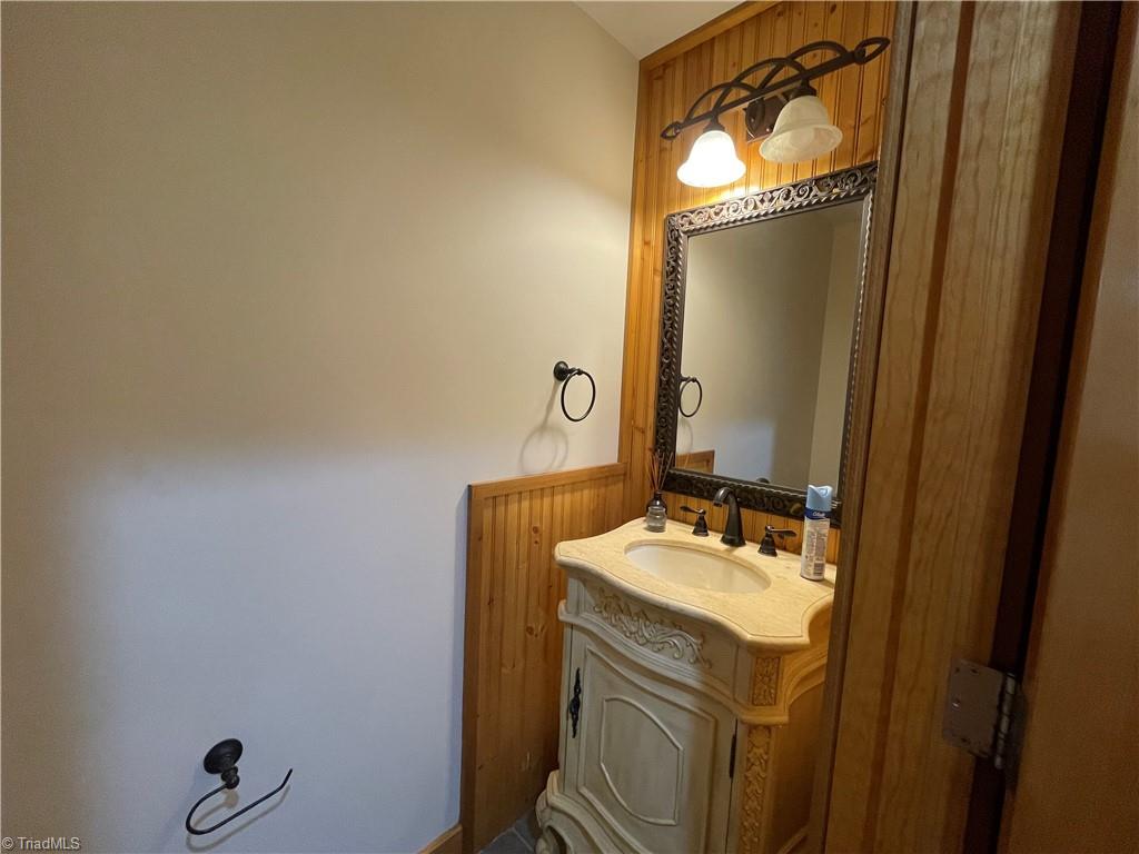2180 Davis Road Property Photo 36