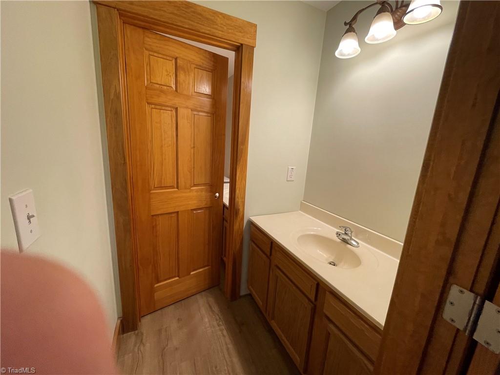 2180 Davis Road Property Photo 37