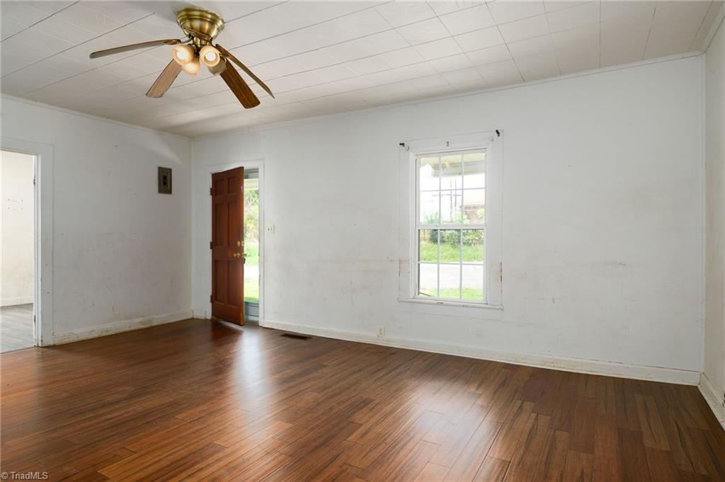 11 Hackney Street Property Photo 8