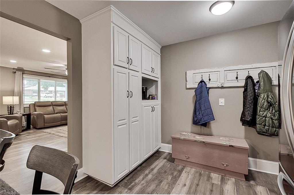 592 Morton Avenue Property Photo 12