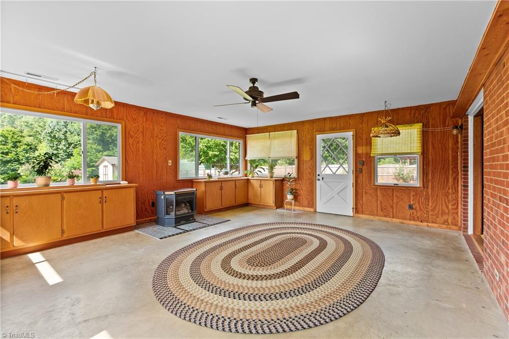 141 Pinelawn Drive Property Photo 19