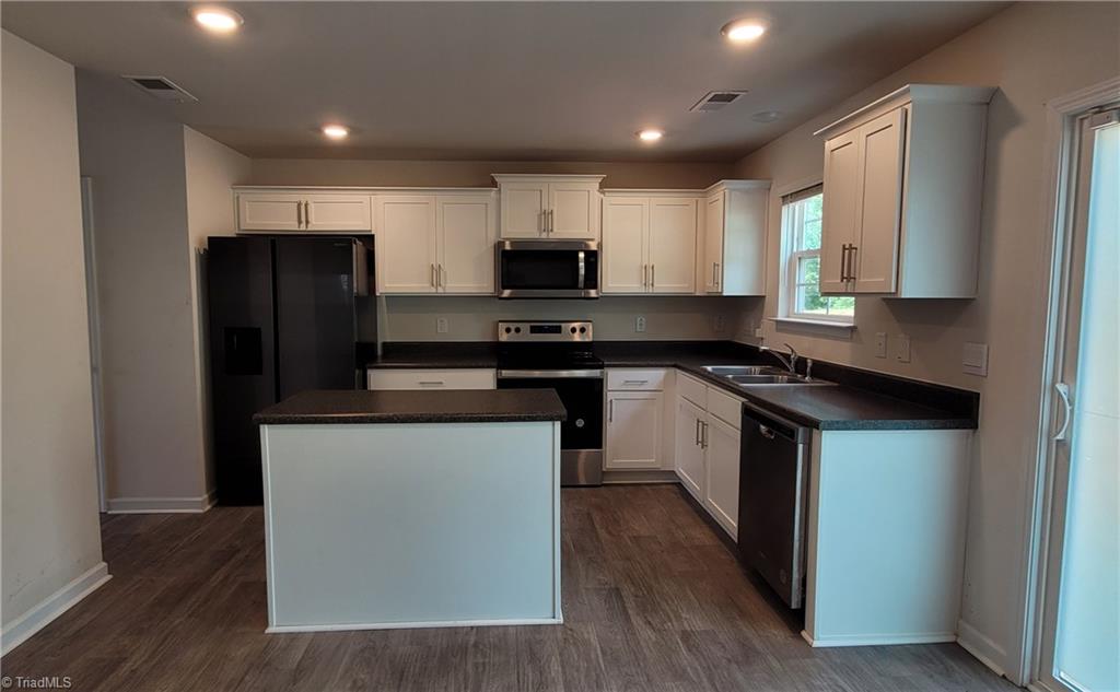 4712 Black Forest Drive Property Photo 3