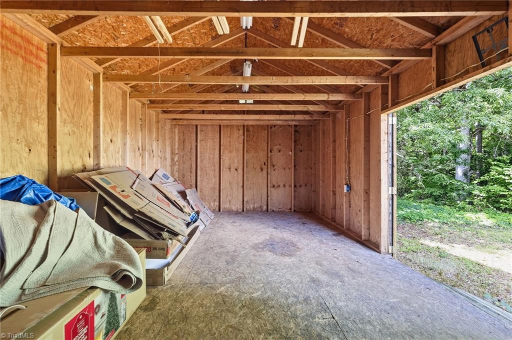 2202 Textile Drive Property Photo 12