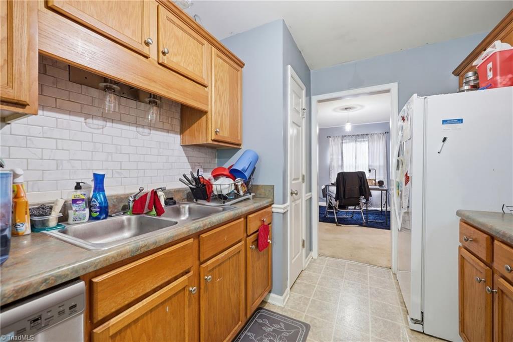 6951 Rangecrest Road Property Photo 14