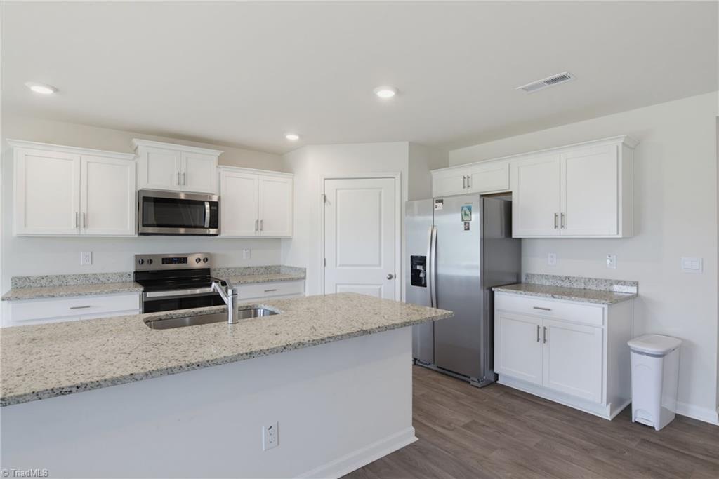 167 Birch Tree Way Property Photo 8