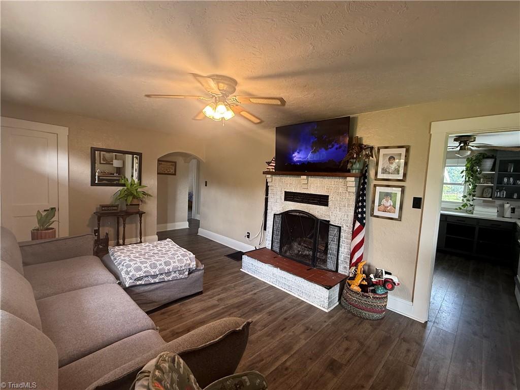 808 Piney Creek School Road Property Photo 6