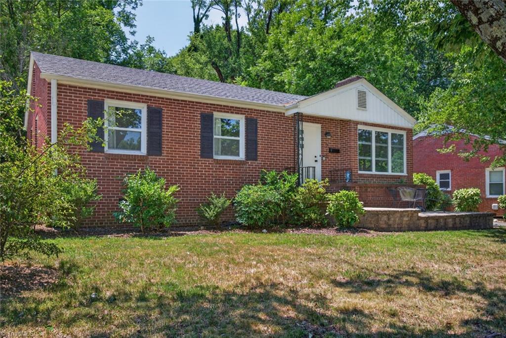 215 S Lindell Road Property Photo 5