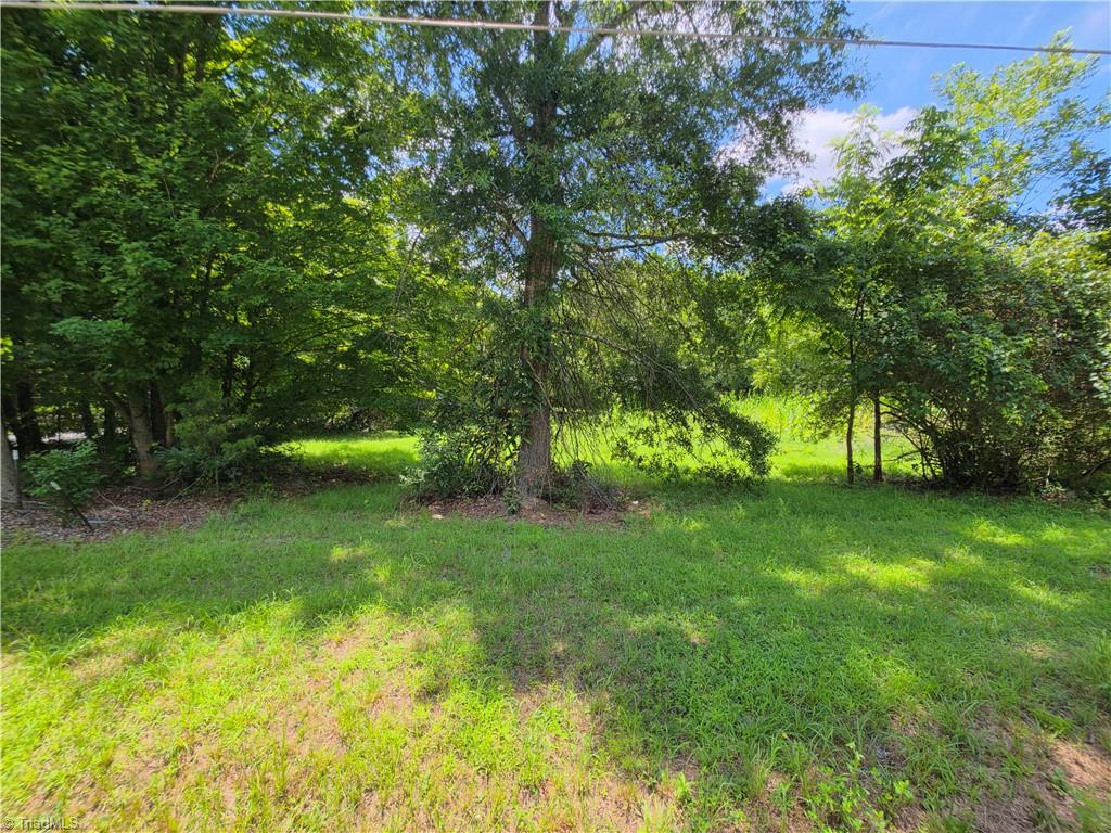 417 Coe Avenue Property Photo 4