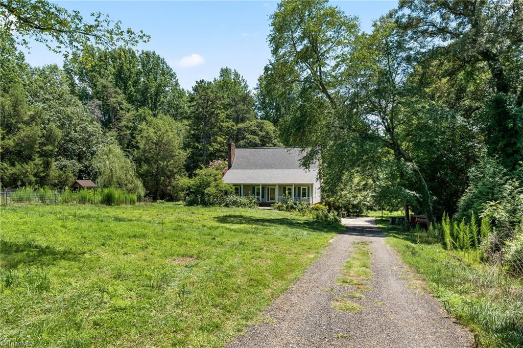 900 Teague Road Property Photo 1