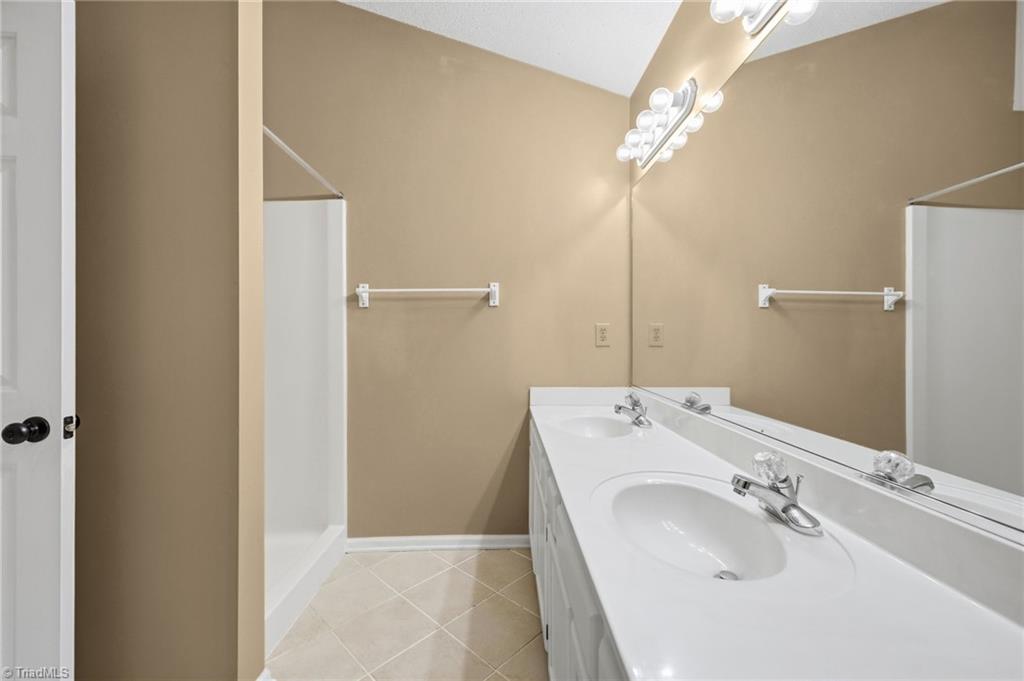 113 Culler Way Property Photo 23