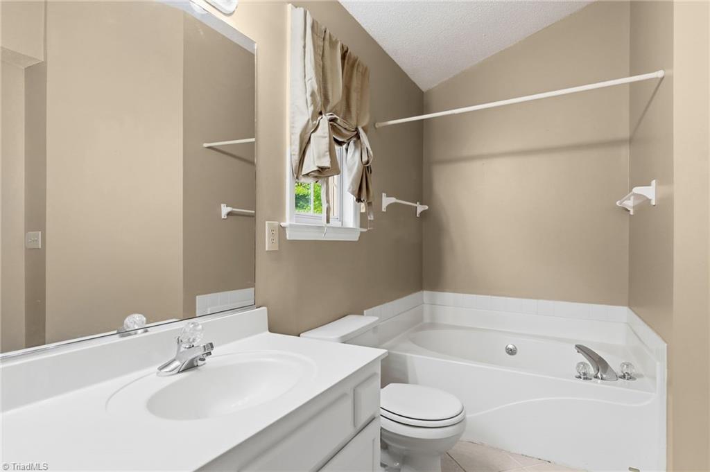 113 Culler Way Property Photo 24