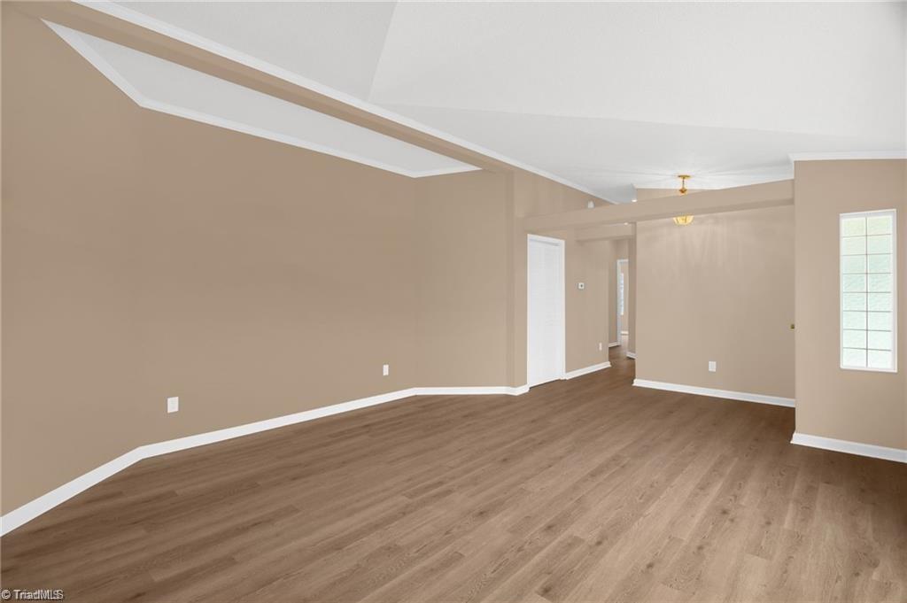 1085 Brookview Lane Property Photo 6
