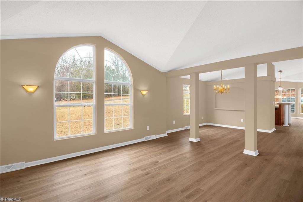 1085 Brookview Lane Property Photo 7