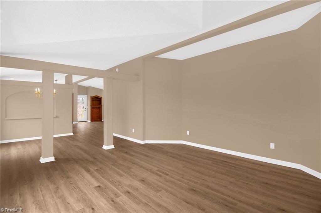 1085 Brookview Lane Property Photo 8